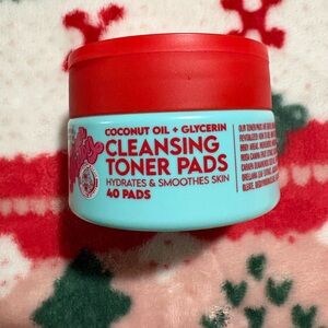 Cleansing Toner Pads with Coconut Oil and Glycerin - Red and Blue